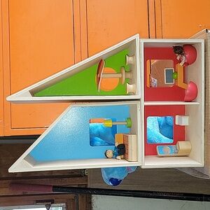 Hape geometry house with furniture